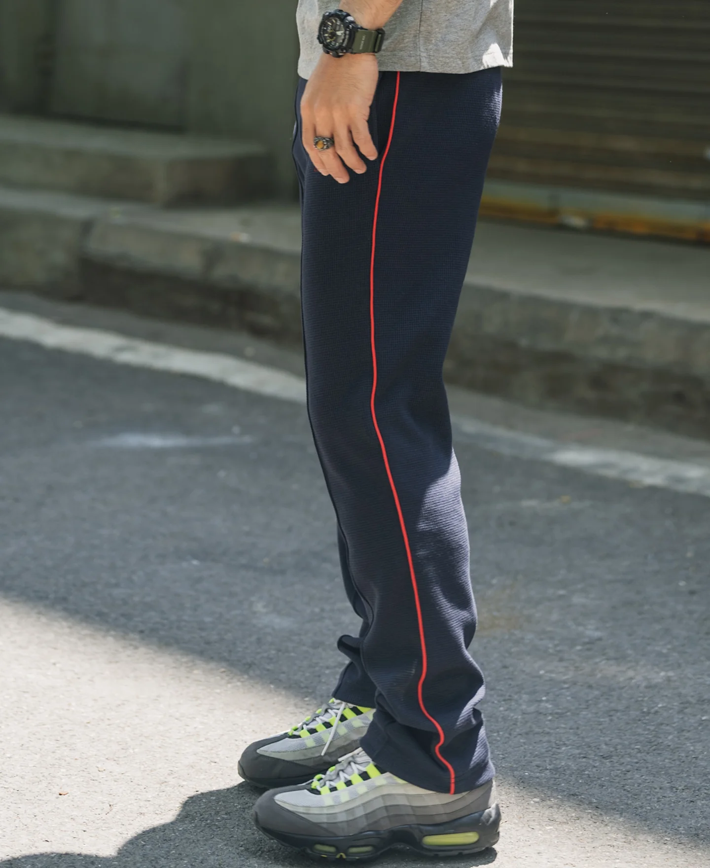 1970s Heavyweight Waffle Knit Jogger Pants - Navy - Image 3