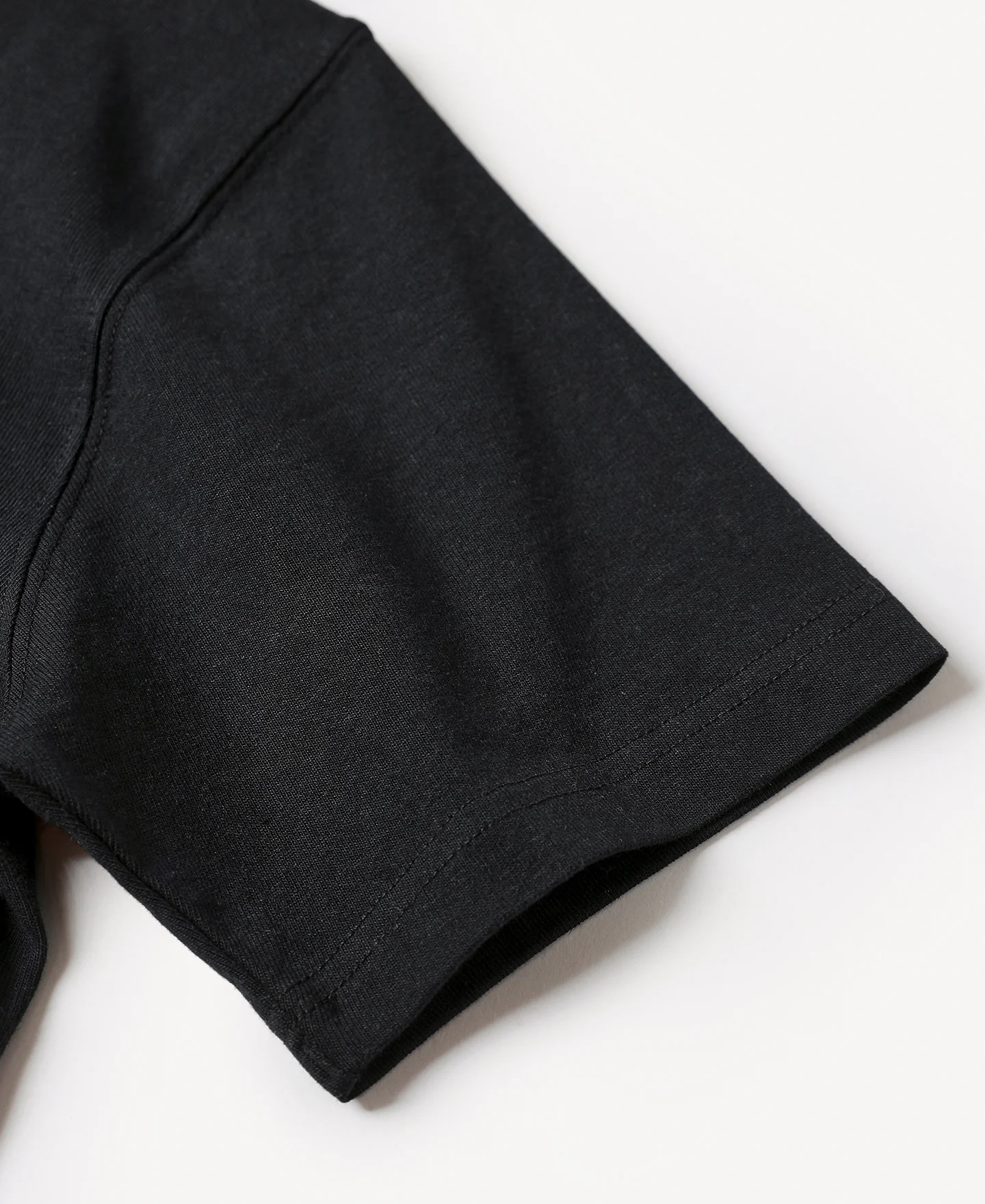 9 oz Cotton Tubular T-Shirt - Black - Image 9