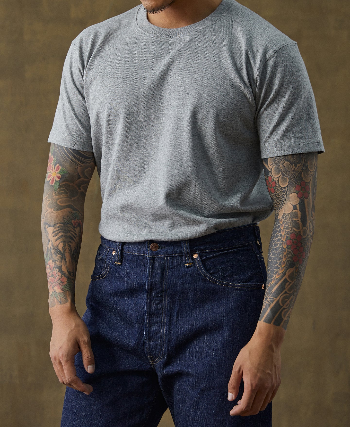 9 oz Cotton Tubular T-Shirt - Gray - Image 4