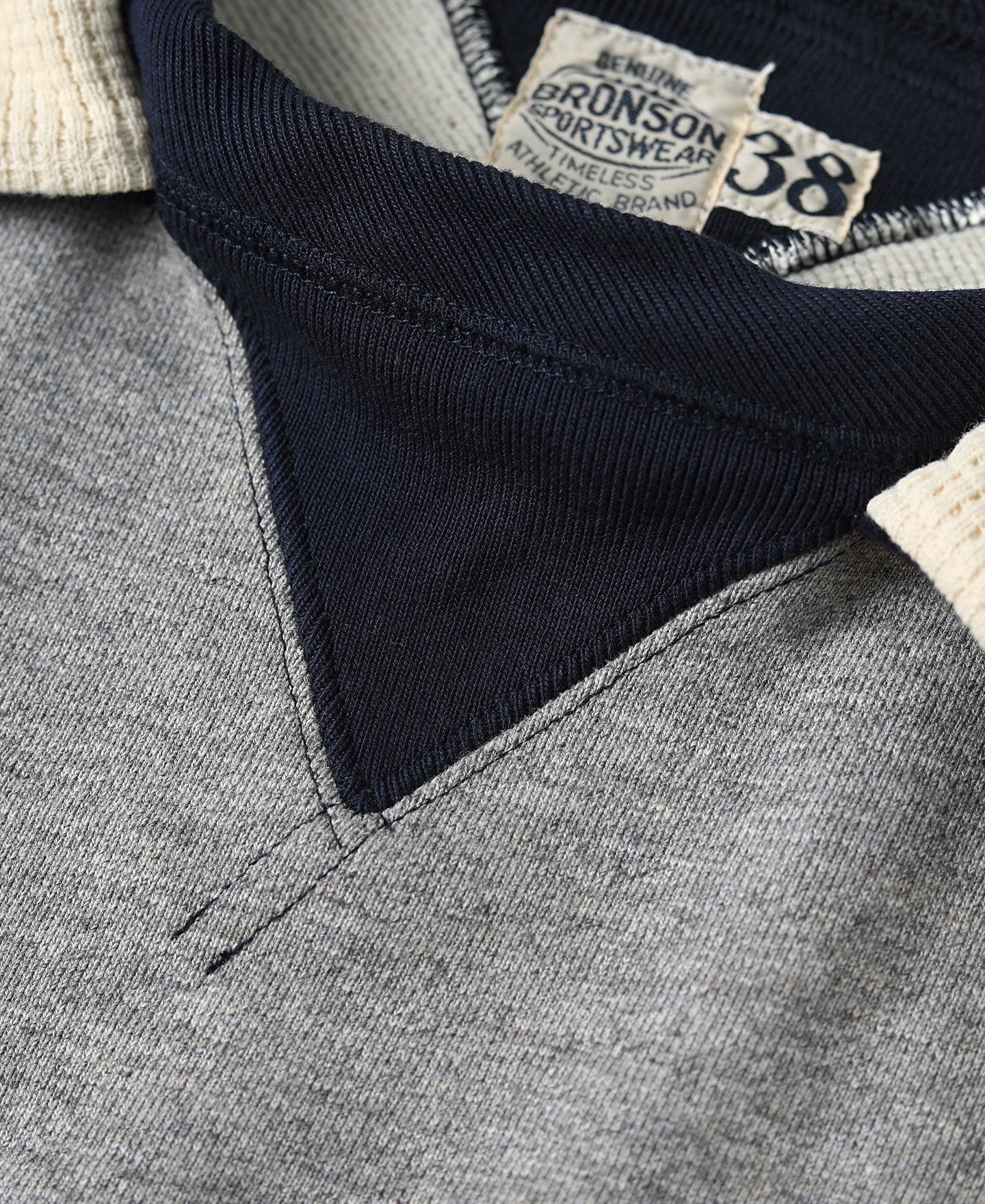 Two-Tone Double V Gusset Hooded Sweatshirt - Image 7