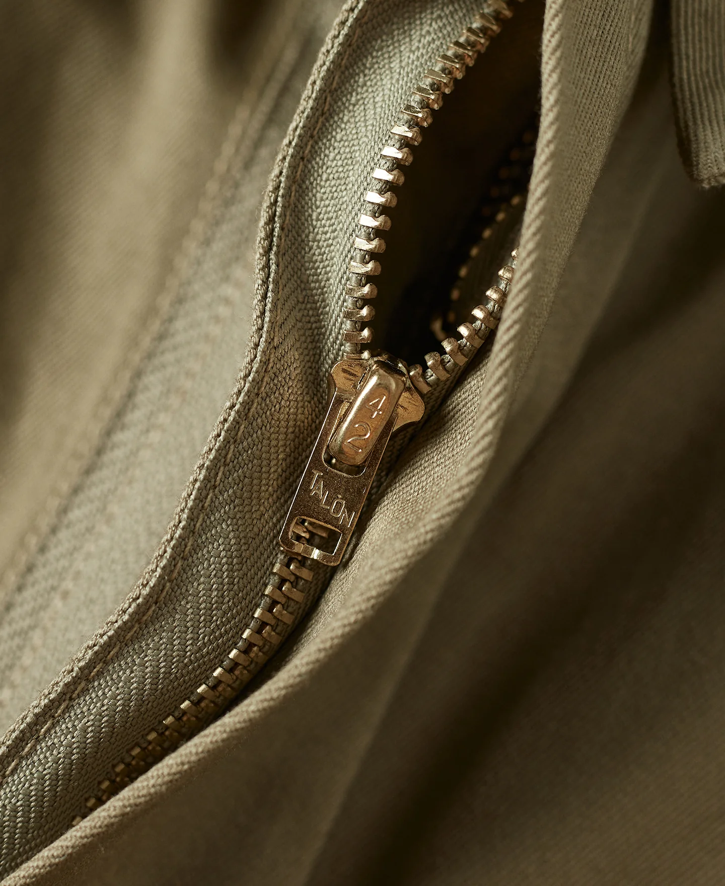 US Army M-42 Airborne Paratrooper Jacket - Image 12