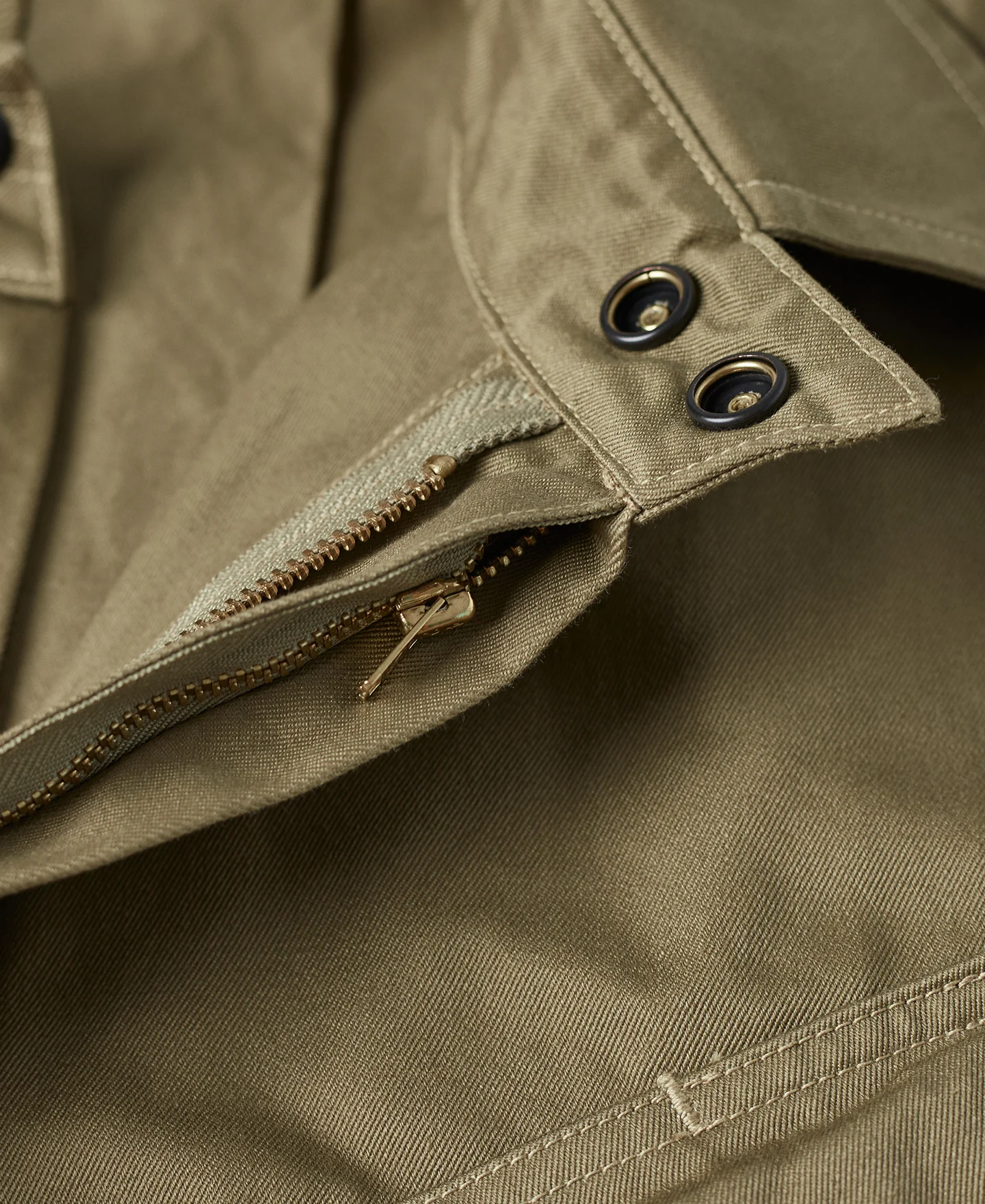 US Army M-42 Airborne Paratrooper Jacket - Image 13