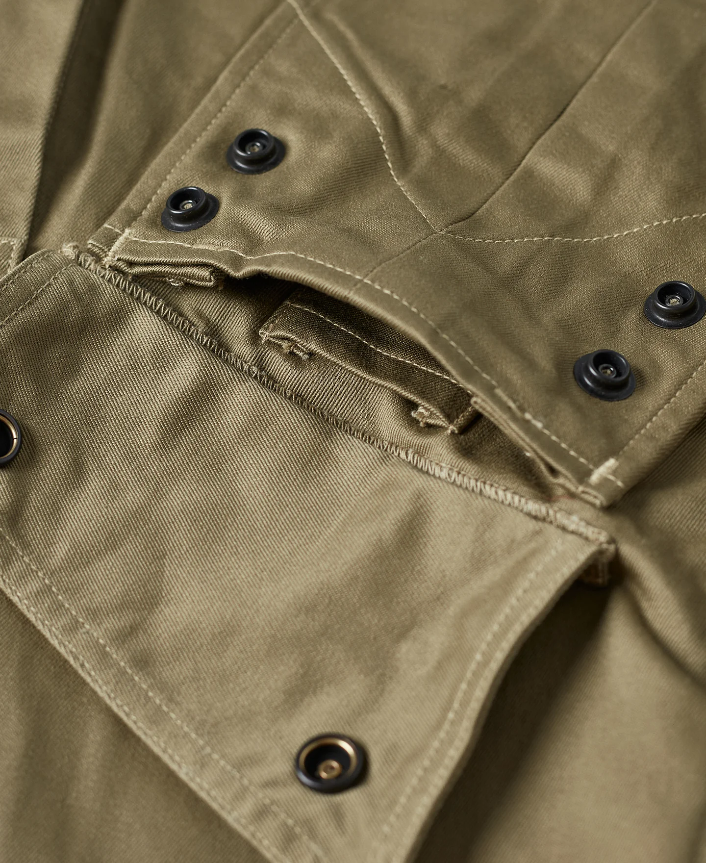 US Army M-42 Airborne Paratrooper Jacket - Image 15